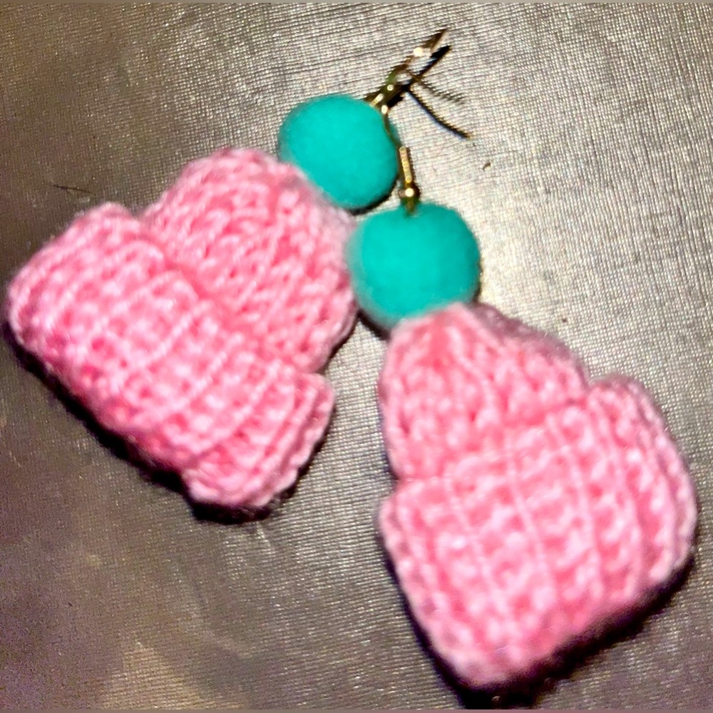 Christmas hat earrings, pink, cute, gift, girl, woman. New. Stocking stuffer.